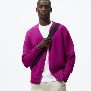 Brand new Zara men’s fuschia textured cardigan, medium with tags